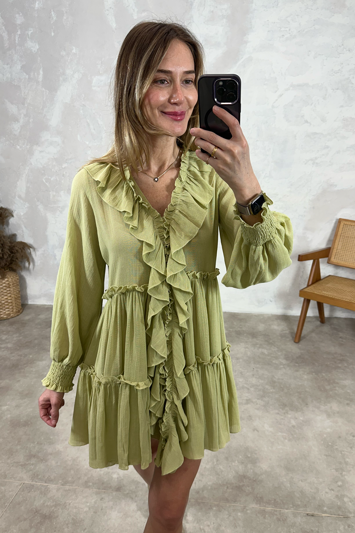 Yeşil V Yaka Önü Fırfırlı Elbise 