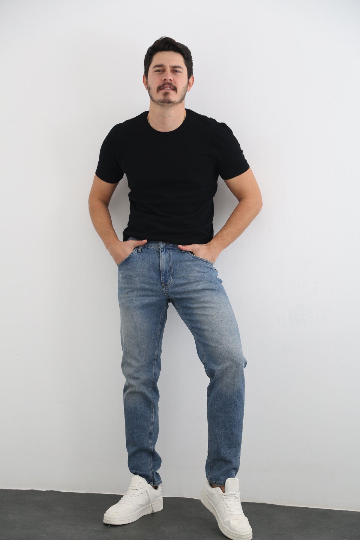 Yıkamalı Mavi Erkek Yıkamalı Jean 