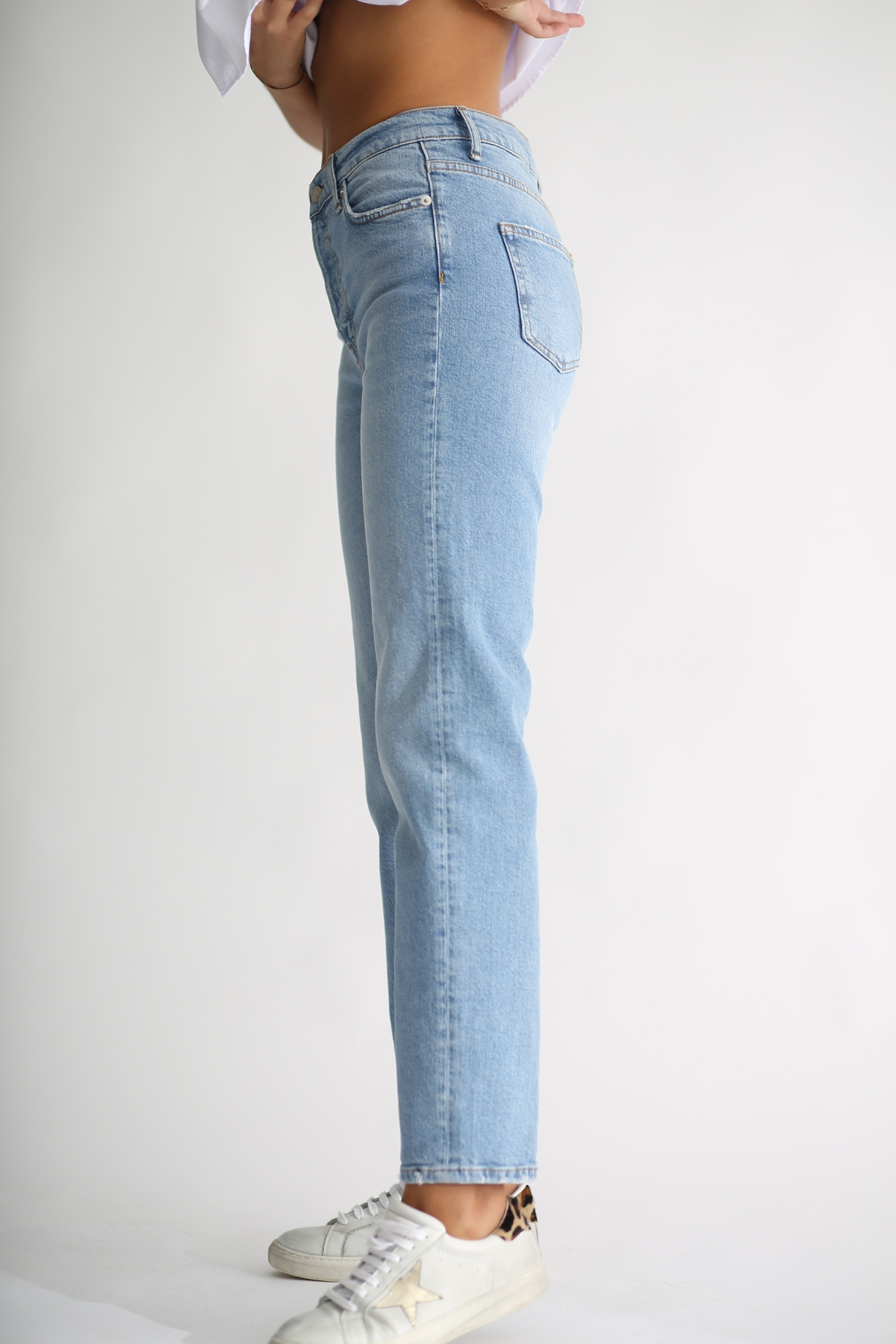 Yıkamalı Mavi Yüksek Bel Boru Paça Jean 1686