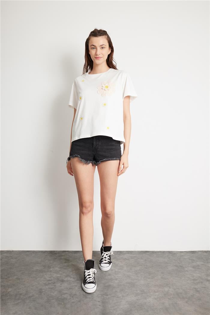 Avrile PAPATYA NAKIŞLI BASIC T-SHIRT EKRU A24-10266
