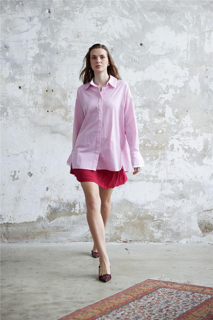 Nisan ÇİZGİLİ OVERSIZE GÖMLEK PEMBE N24-1806