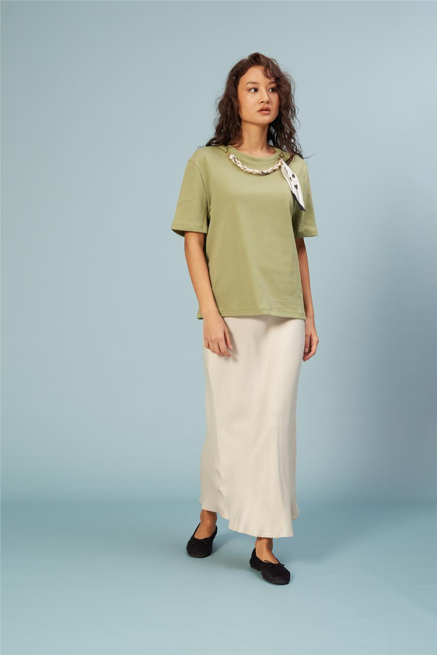 Nisan FULAR DETAYLI PAMUKLU T-SHIRT HAKİ N26-2317
