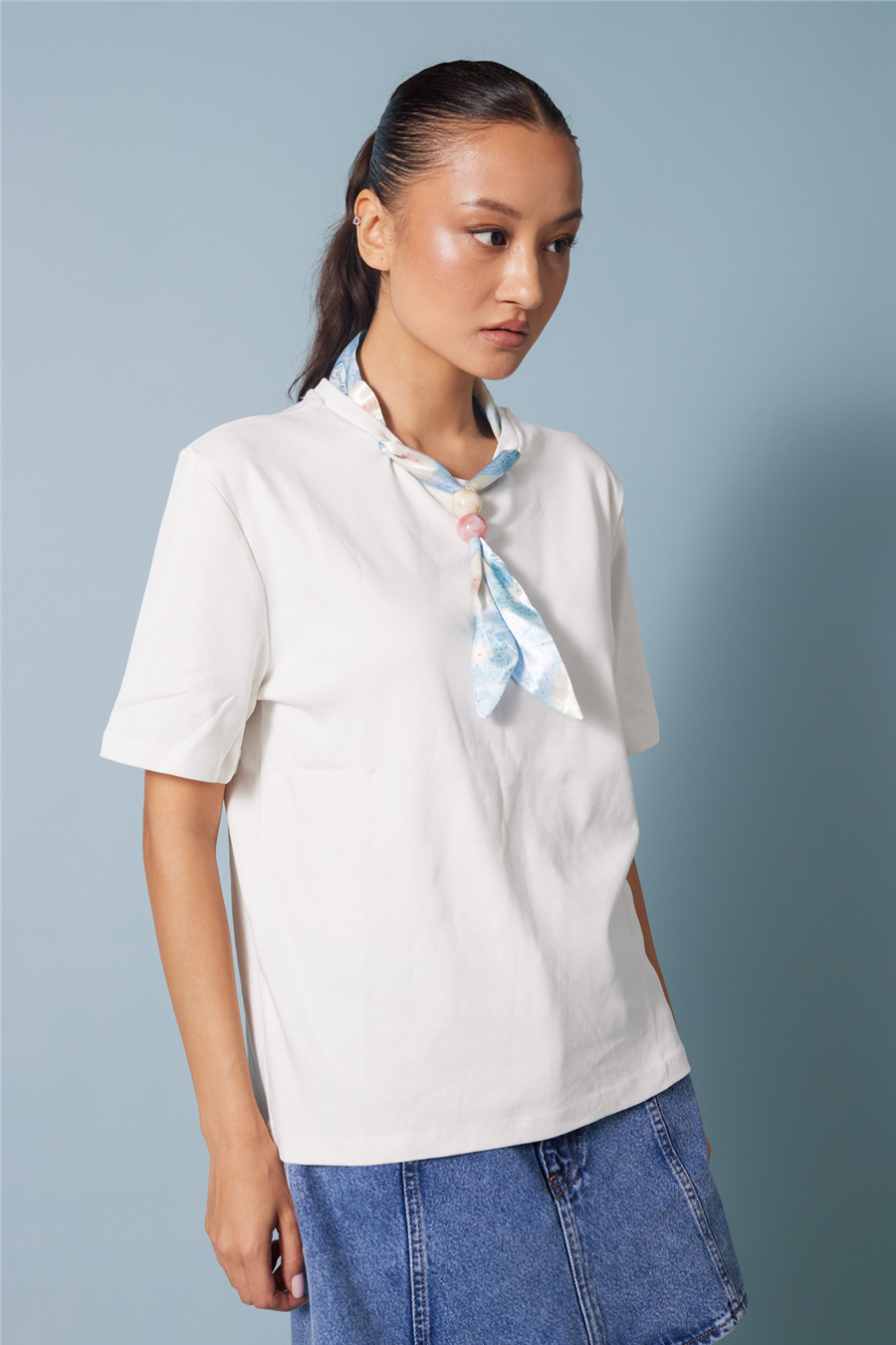 Nisan FULARLI BİSİKLET YAKA T-SHIRT EKRU N26-2316