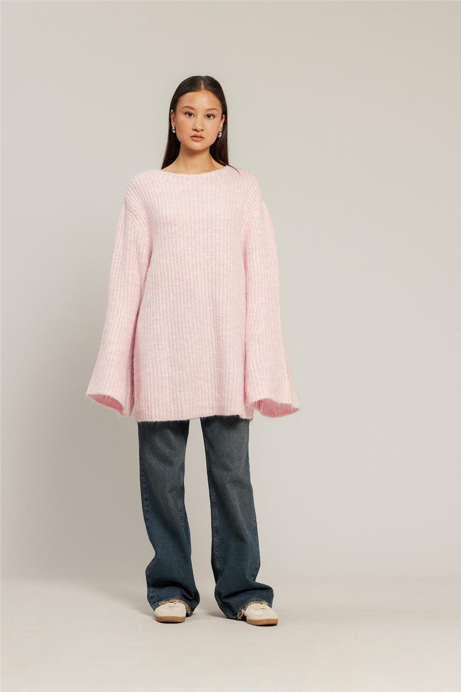 Nisan YIRTMAÇLI OVERSIZE TRİKO KAZAK PEMBE TT4688-Z