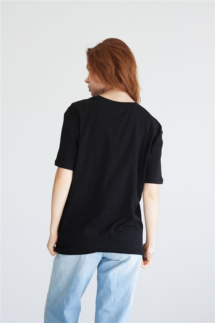 Avrile Printed Basic T-shirt Black A24-10246