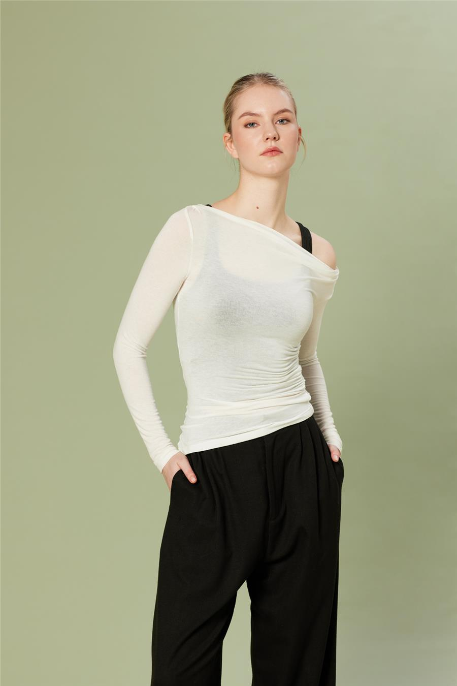 Nisan ASİMETRİK ÇİFT ETKİLİ T-SHIRT EKRU N26-2267