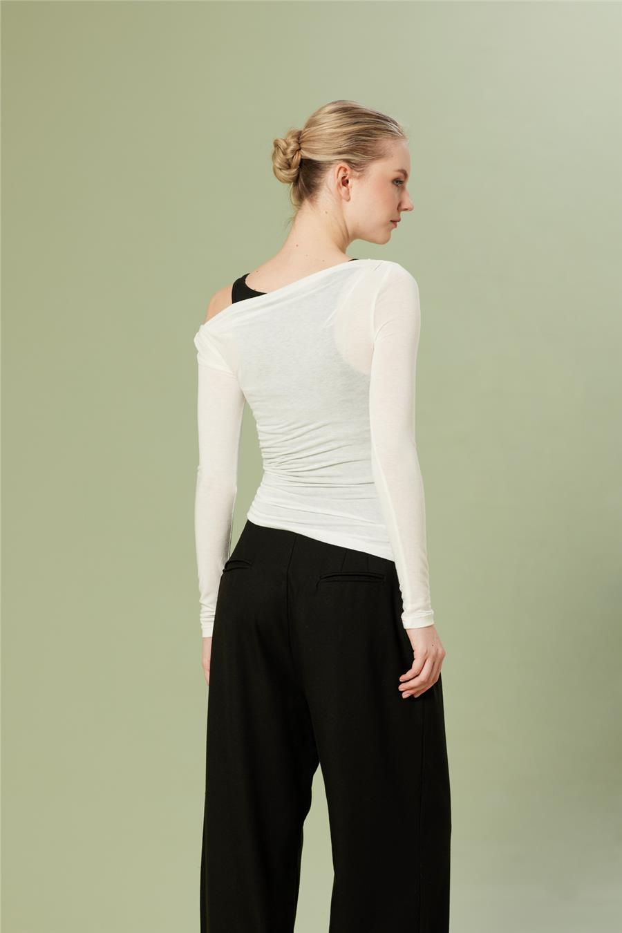 Nisan ASİMETRİK ÇİFT ETKİLİ T-SHIRT EKRU N26-2267