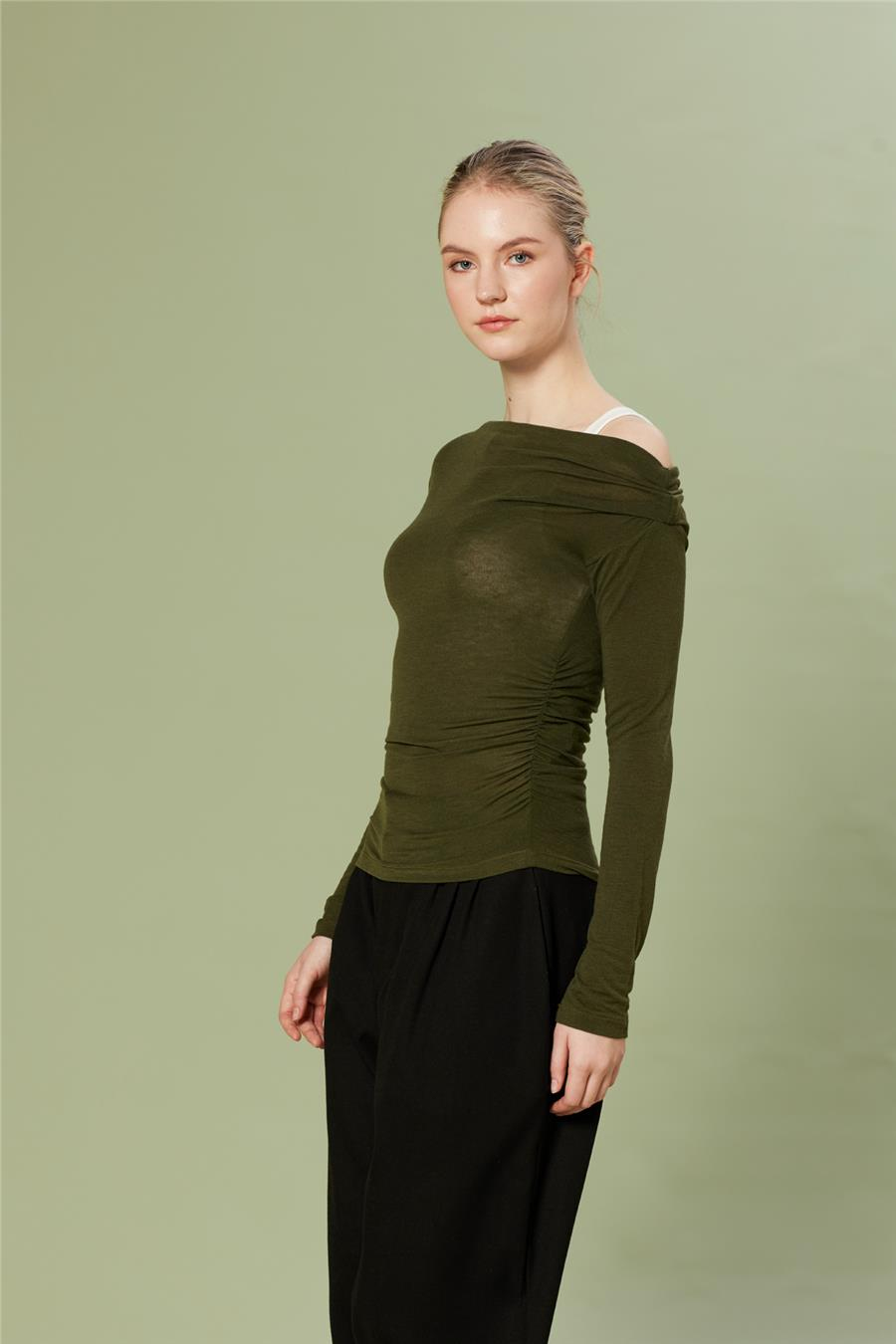 Nisan ASİMETRİK ÇİFT ETKİLİ T-SHIRT HAKİ N26-2267