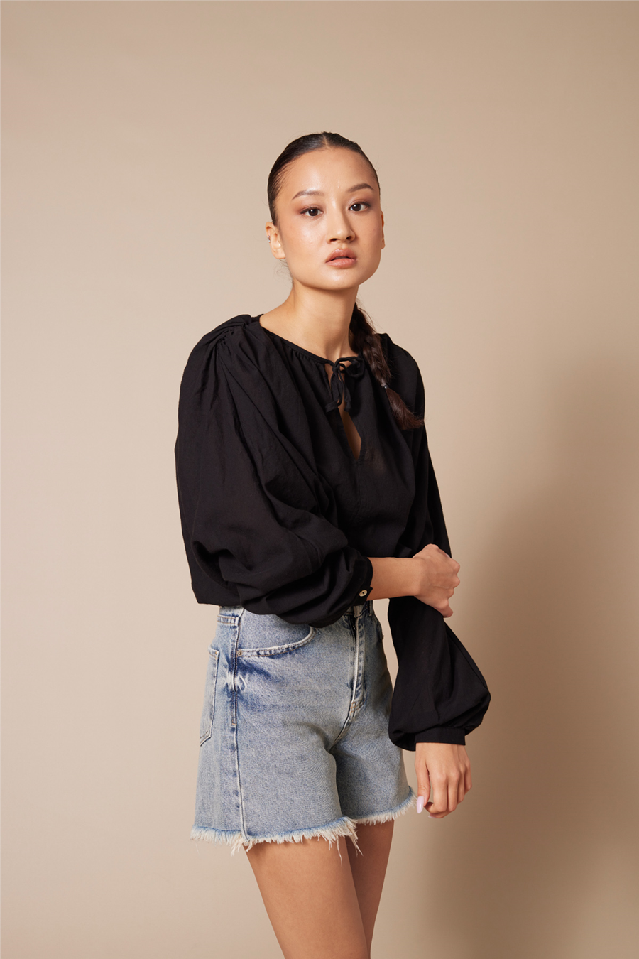 Nisan BAĞCIKLI BALON BLUZ SİYAH N26-2341