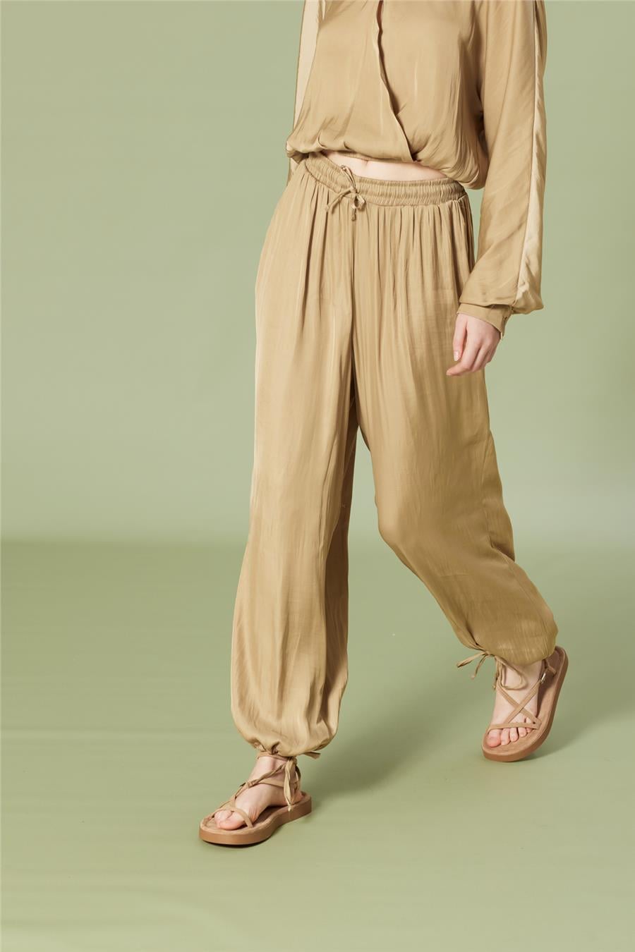 Nisan BELİ LASTİKLİ BALON PANTOLON ADAÇAYI N26-2259