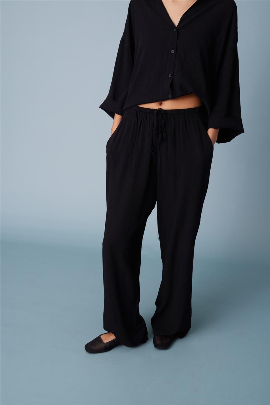 Nisan BELİ LASTİKLİ RAHAT PANTOLON SİYAH N26-2354
