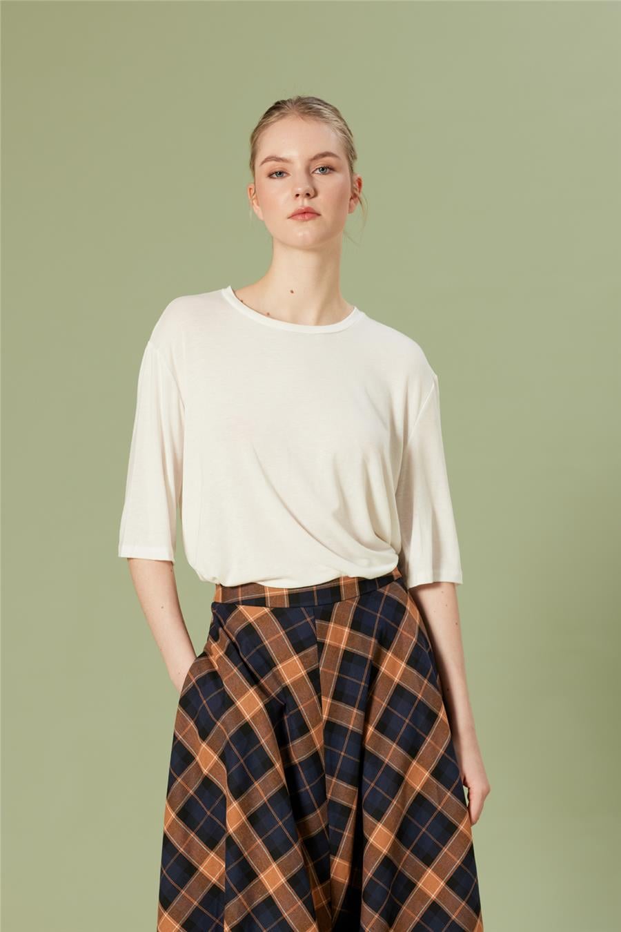 Nisan BİSİKLET YAKA T-SHIRT EKRU N26-2269