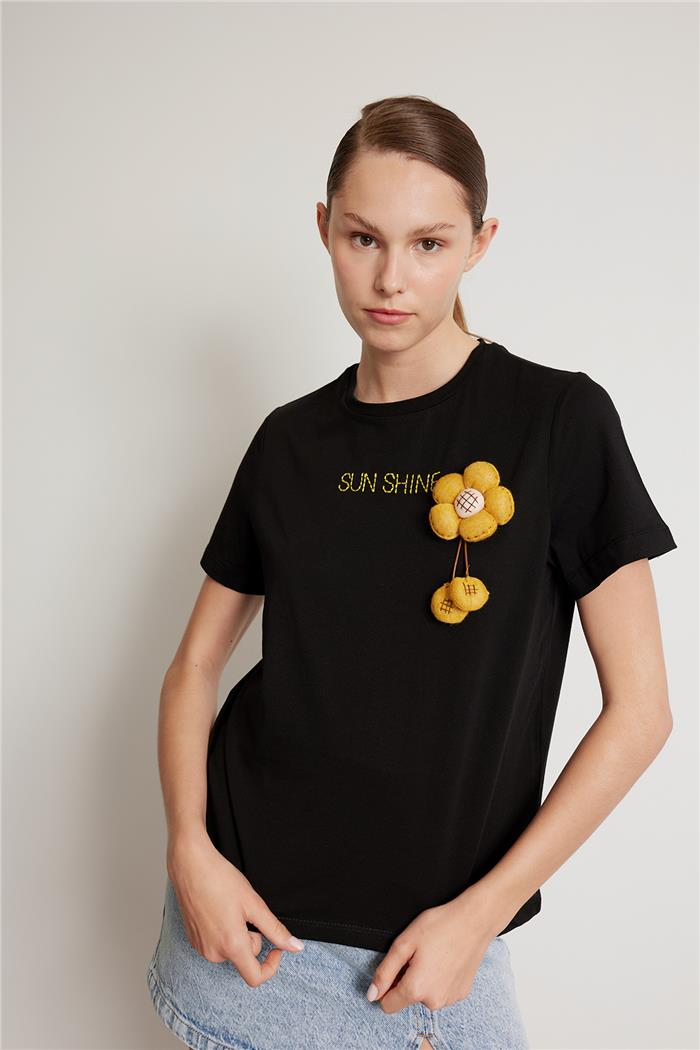 Nisan ÇİÇEK DETAYLI BASIC T-SHIRT SİYAH N24-1879