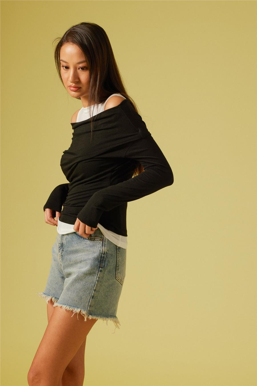 Nisan ÇİFT KAT GÖRÜNÜMLÜ T-SHIRT SİYAH N26-2287