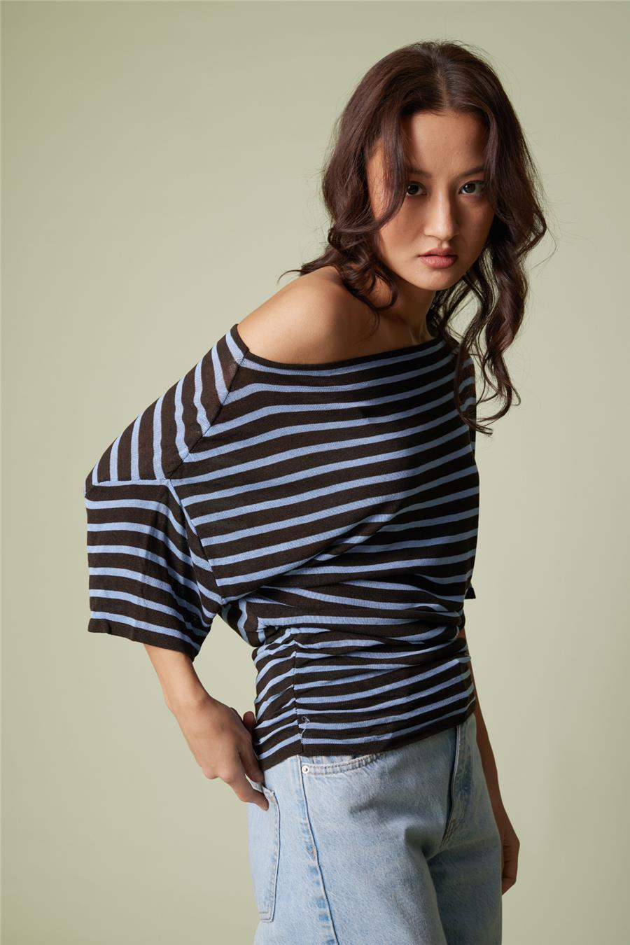 Nisan ÇİZGİLİ ASİMETRİK TRİKO BLUZ KAHVE-BEBE MAVİ TT4768-Z