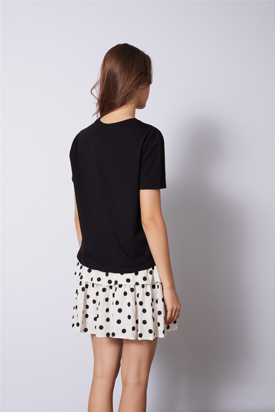 Nisan CUTWORK NAKIŞ DETAYLI KISA KOLLU T-SHIRT SİYAH N26-2384