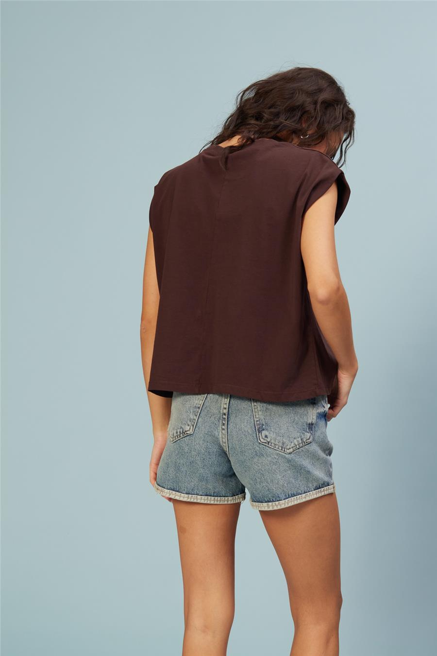 Nisan CUTWORK NAKIŞ DETAYLI T-SHIRT KAHVE N26-2248