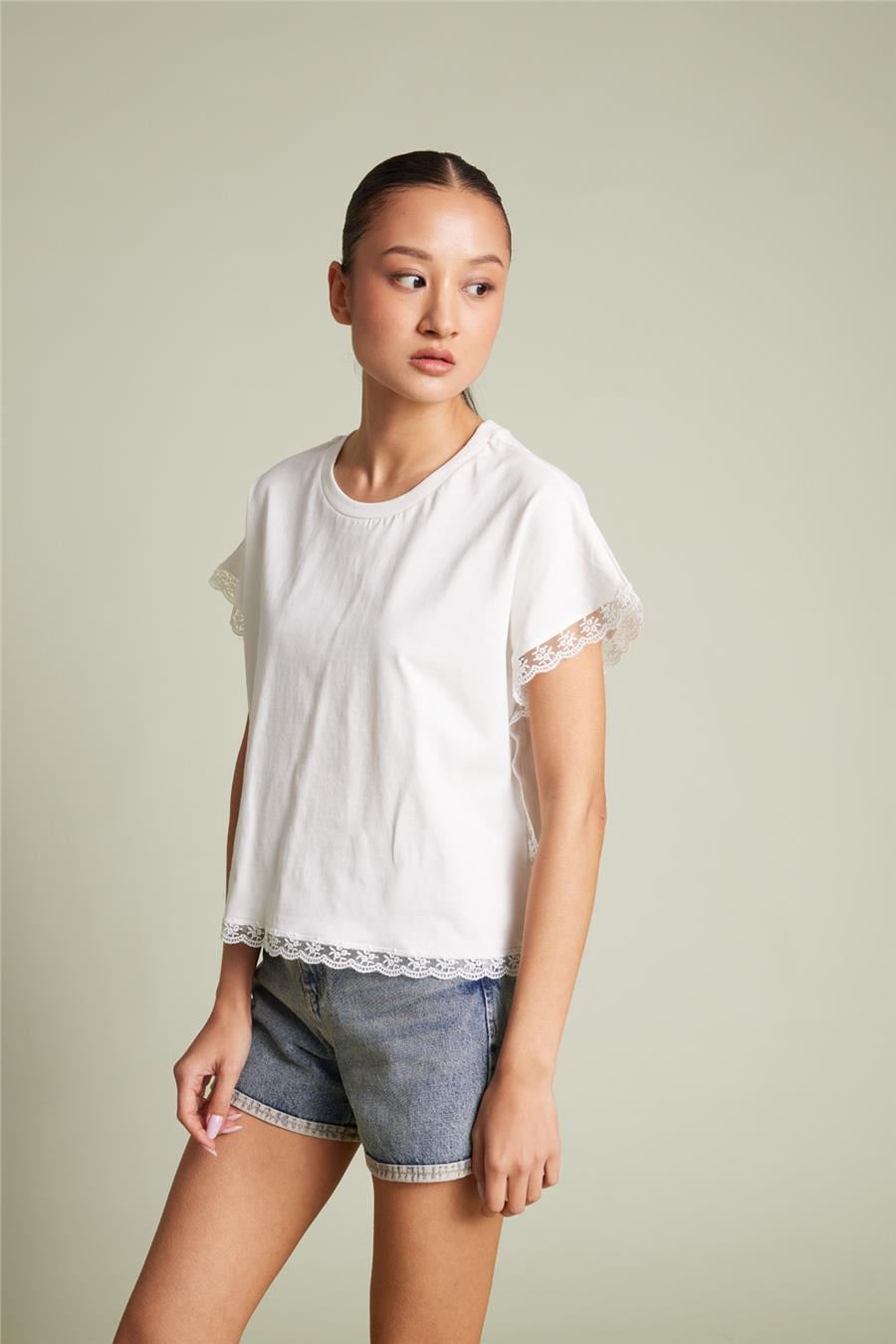 Nisan DANTEL DETAYLI BİSİKLET YAKA T-SHIRT EKRU N26-2372