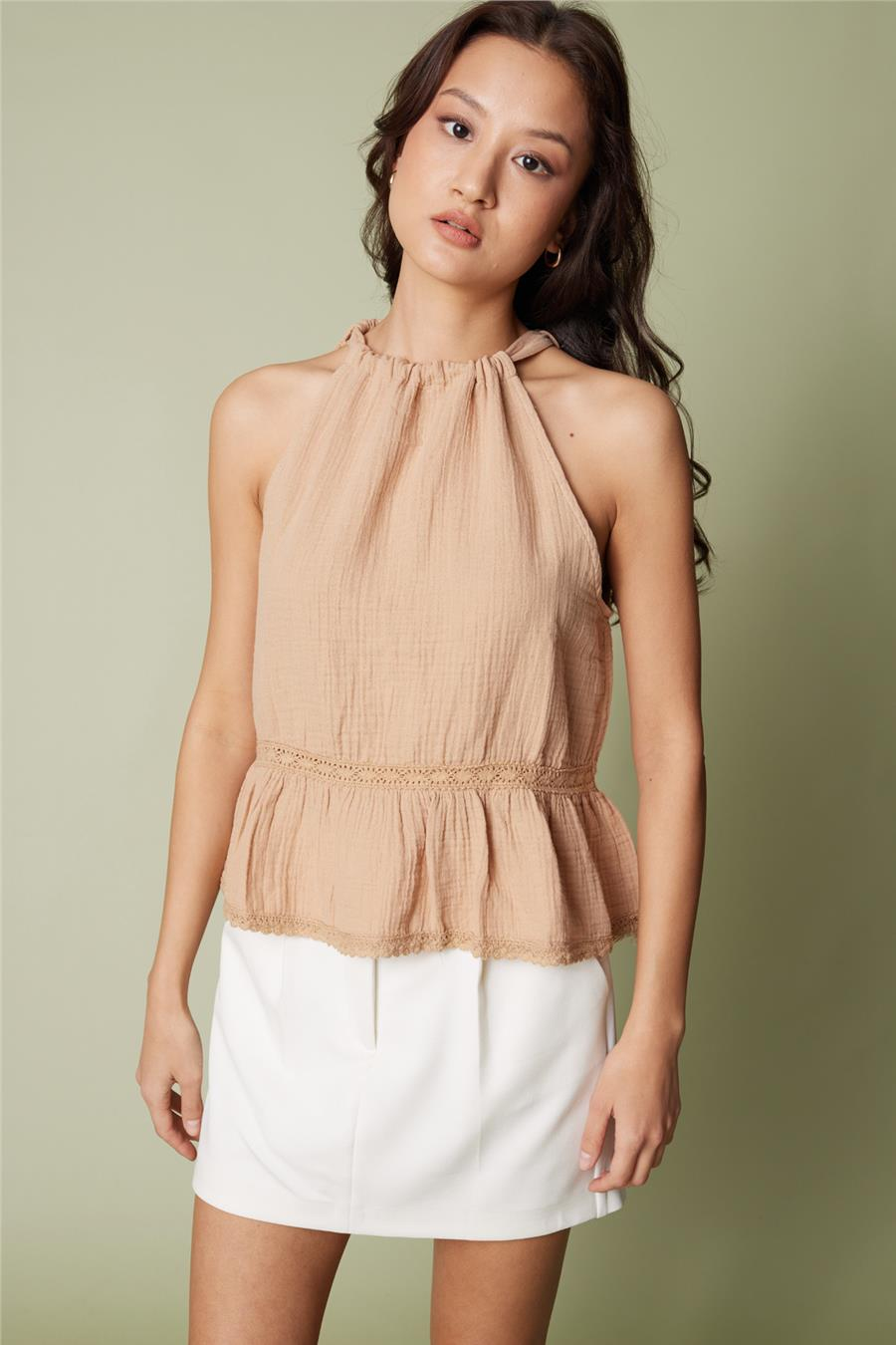 Nisan DANTEL DETAYLI MÜSLİN TOP CAMEL N26-2307