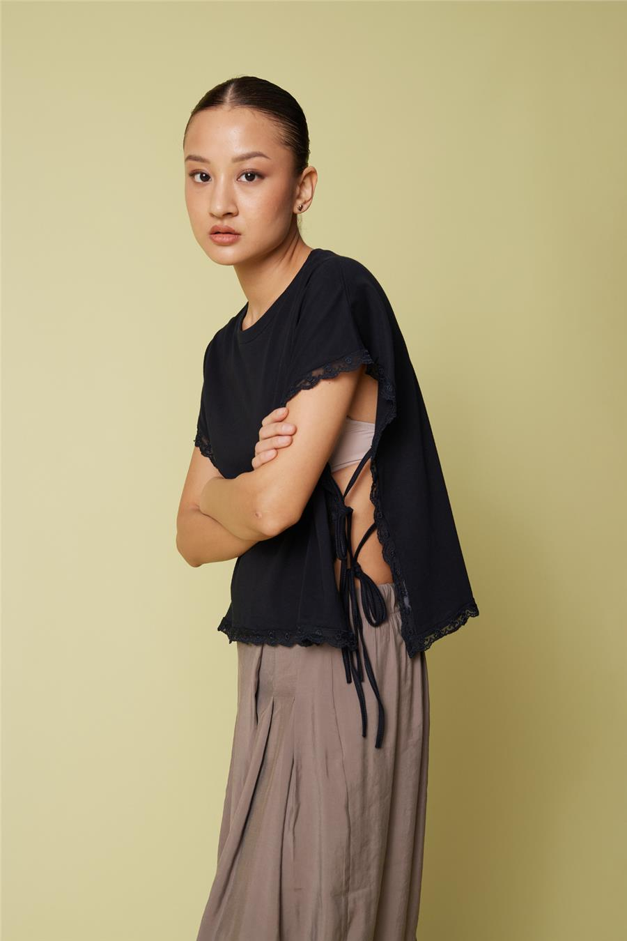 Nisan DANTEL DETAYLI PAMUKLU T-SHIRT LACİVERT N26-2253