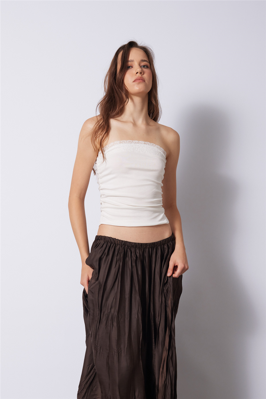 Nisan DANTEL DETAYLI STRAPLEZ TOP EKRU N26-2362