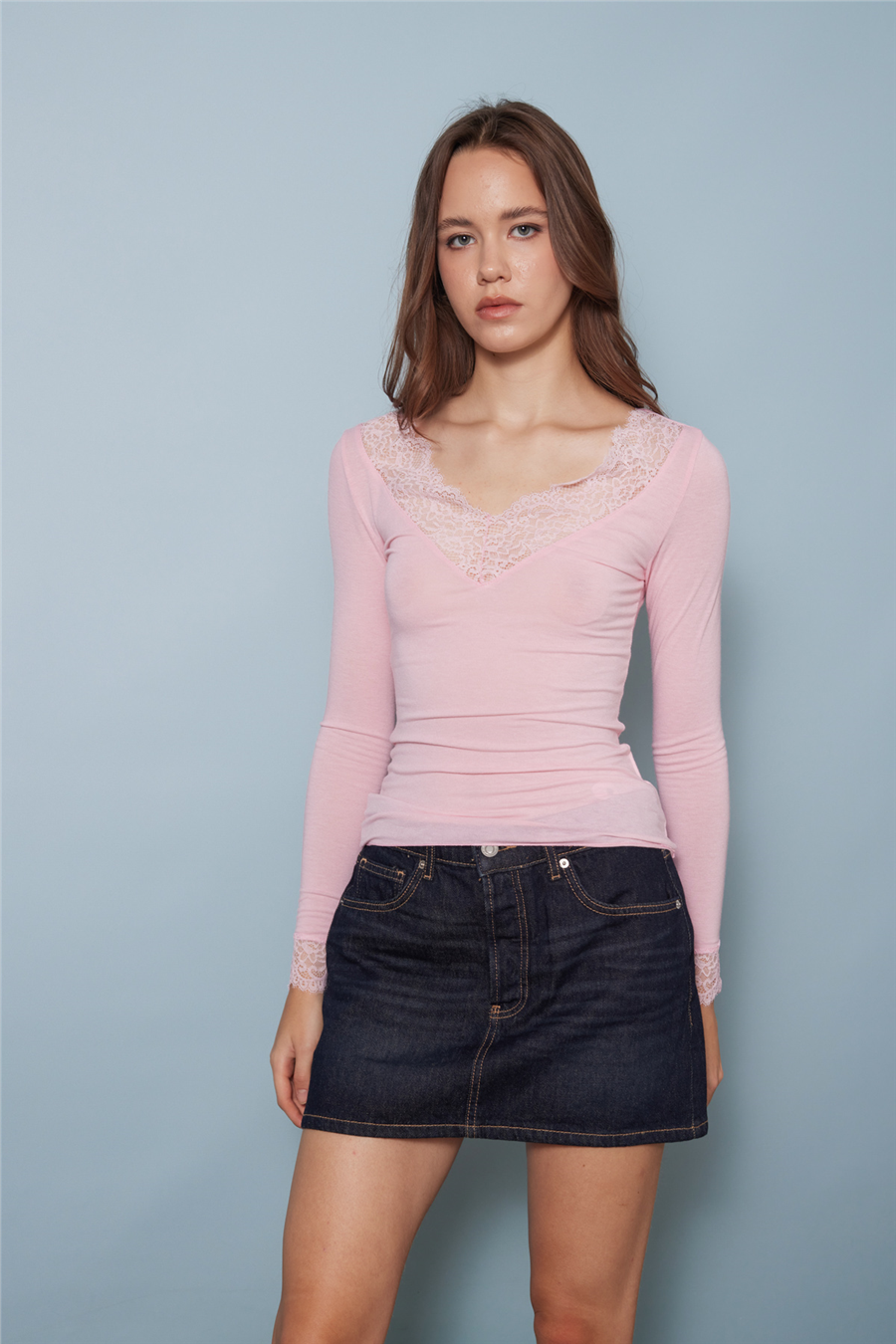 Nisan DANTEL DETAYLI V YAKA T-SHIRT PEMBE N26-2279