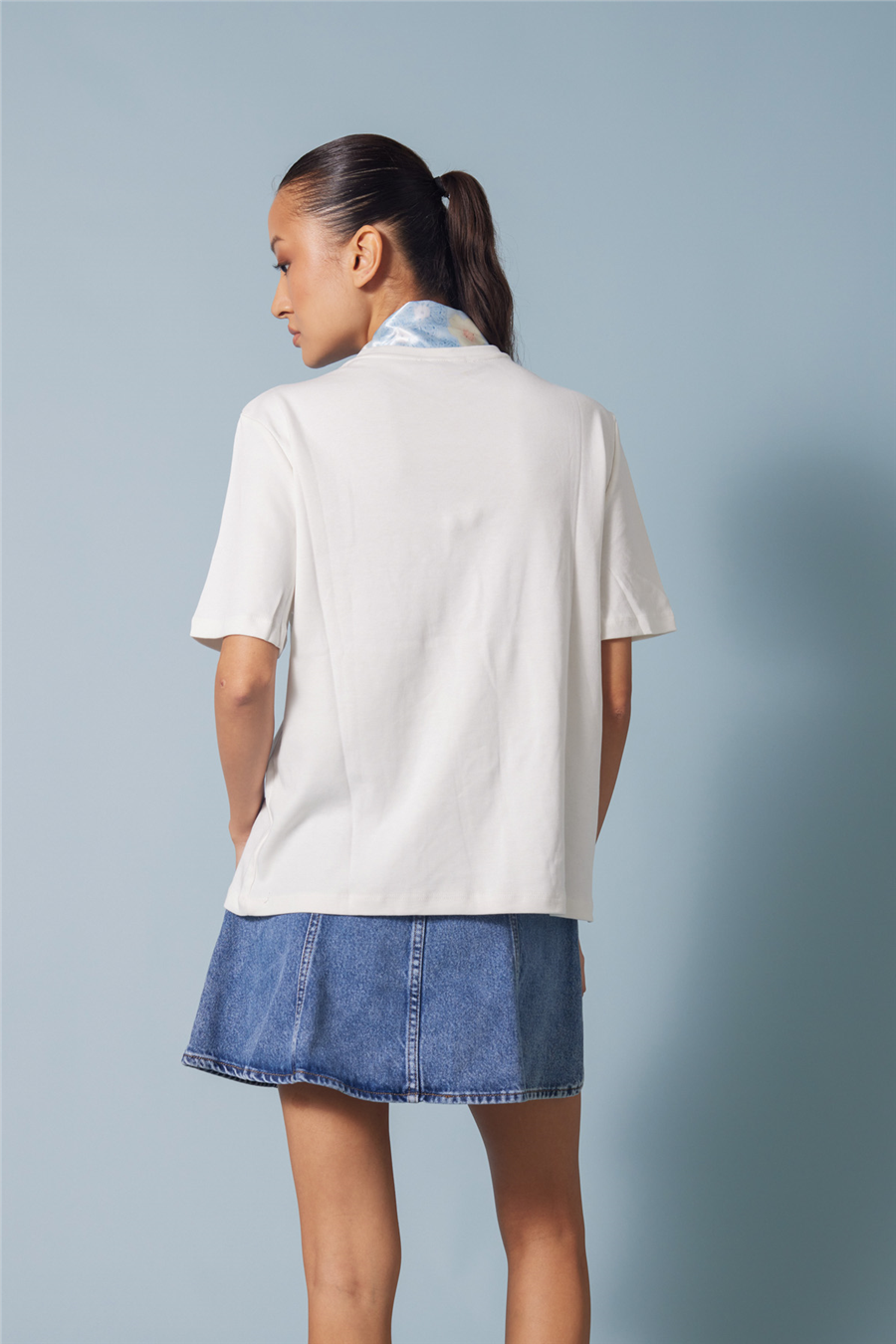 Nisan FULARLI BİSİKLET YAKA T-SHIRT EKRU N26-2316