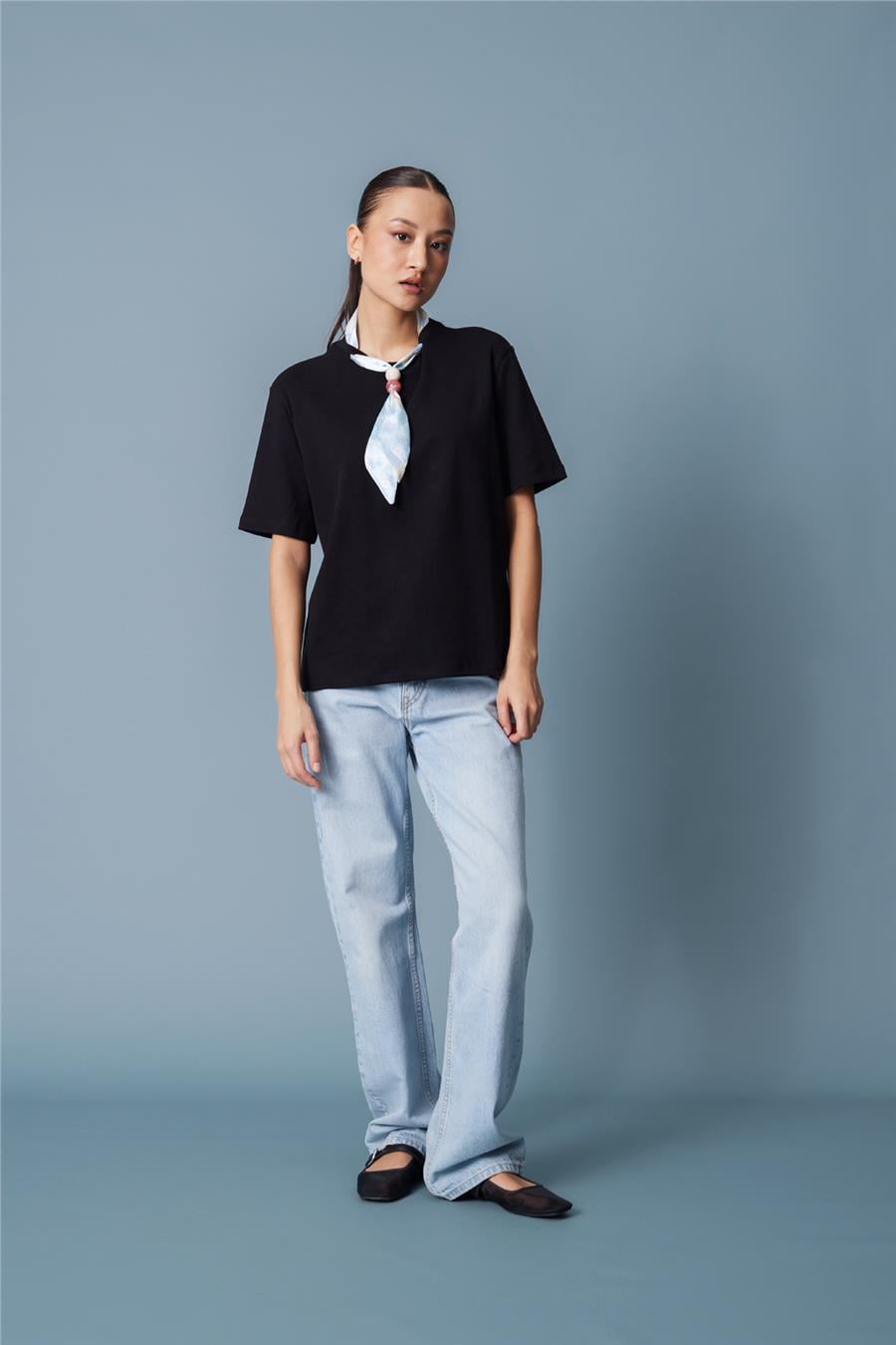 Nisan FULARLI BİSİKLET YAKA T-SHIRT SİYAH N26-2316