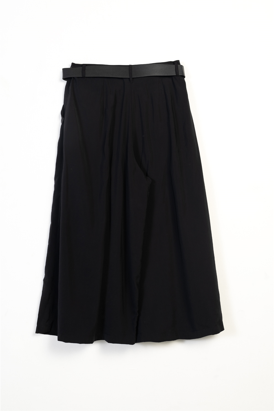 Nisan KEMERLİ VE PİLELİ CULOTTE PANTOLON SİYAH N26-2445