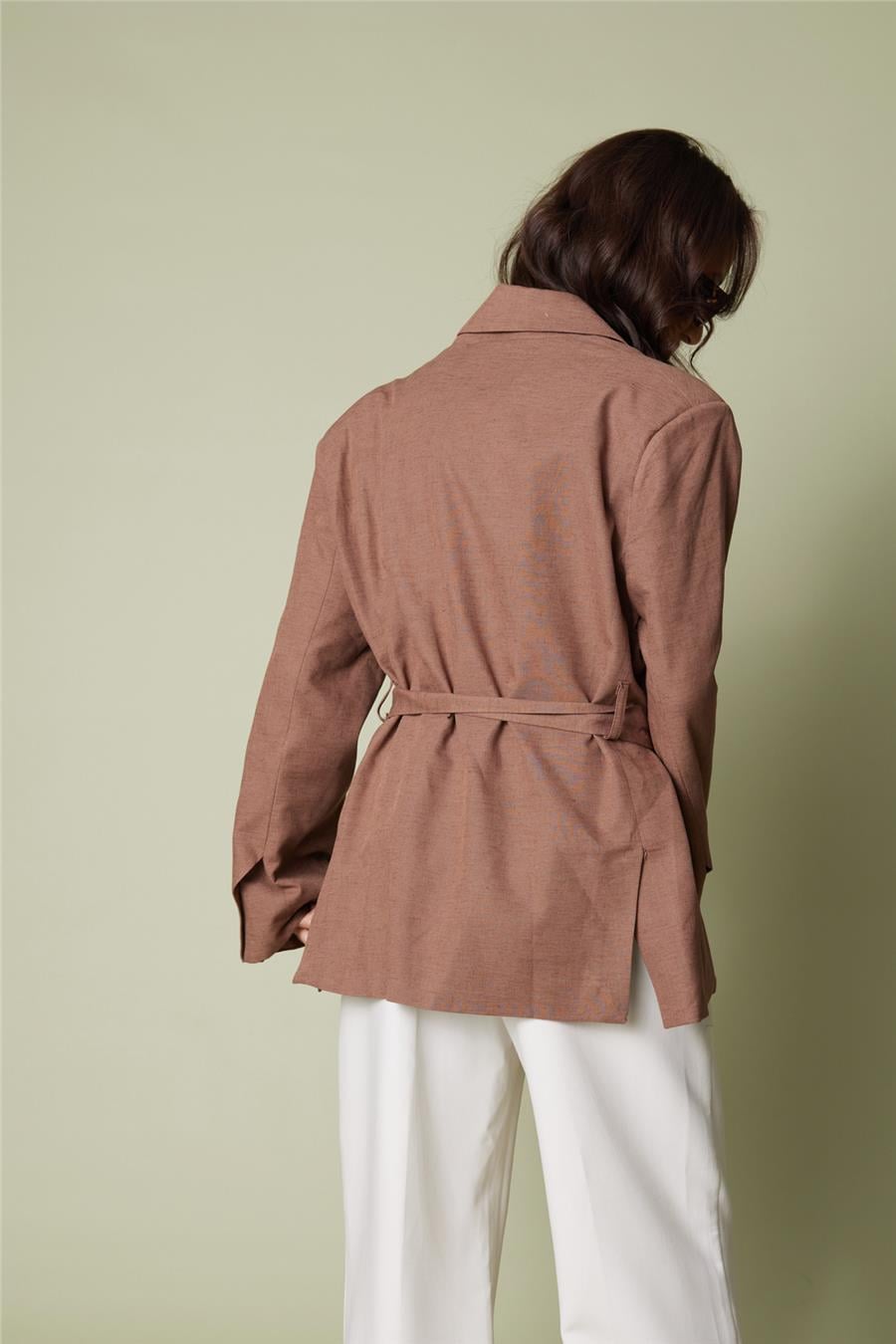 Nisan KETEN KARIŞIMLI KUŞAKLI BLAZER CEKET ÇİKOLATA N26-2295