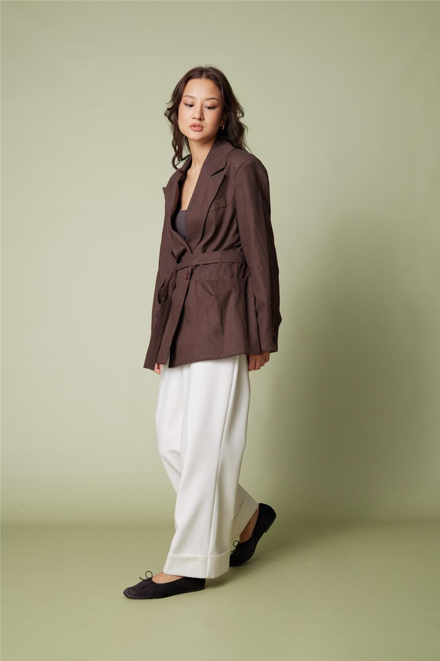 Nisan KETEN KARIŞIMLI KUŞAKLI BLAZER CEKET KAHVE N26-2295