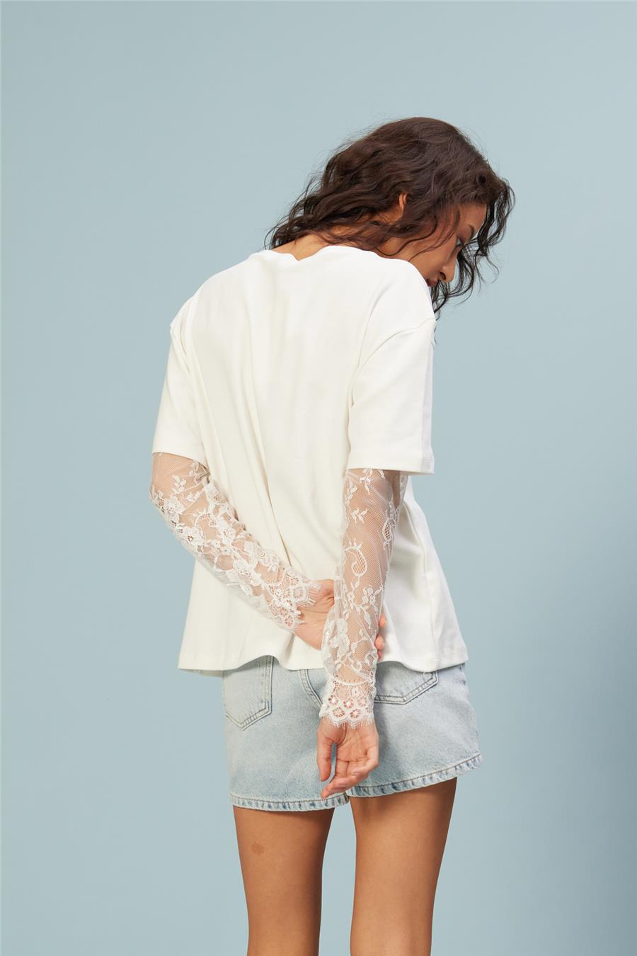 Nisan KOLLARI DANTEL DETAYLI T-SHIRT EKRU N26-2320