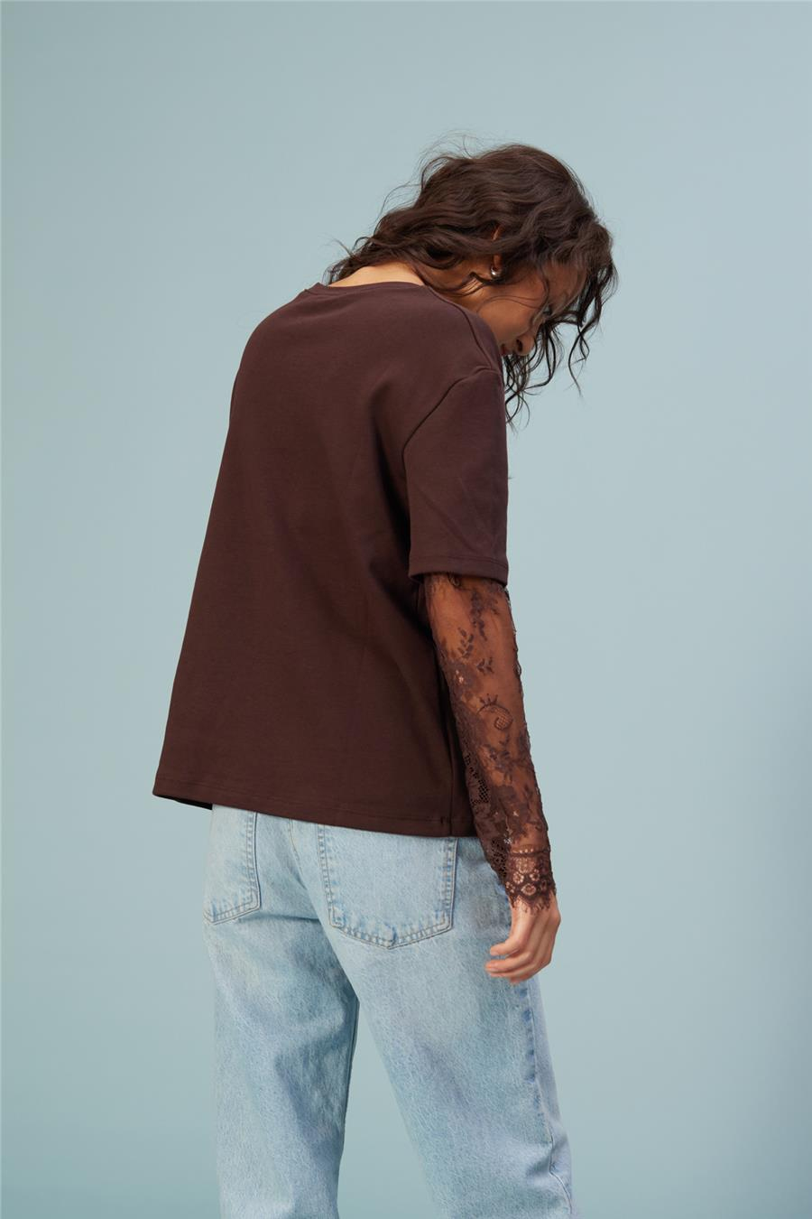 Nisan KOLLARI DANTEL DETAYLI T-SHIRT KAHVE N26-2320
