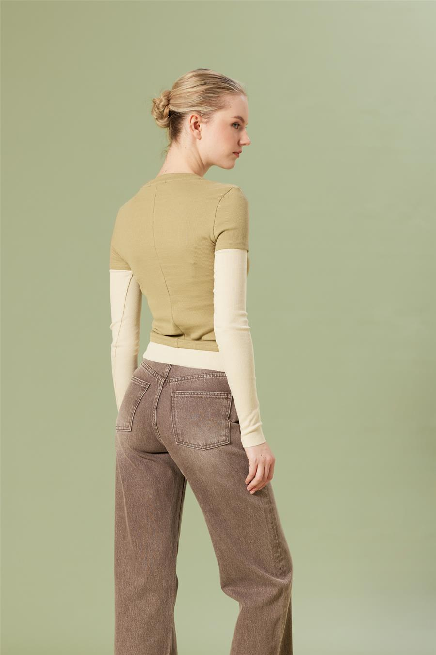 Nisan KONTRAST BİSİKLET YAKA T-SHIRT ADAÇAYI N26-2256