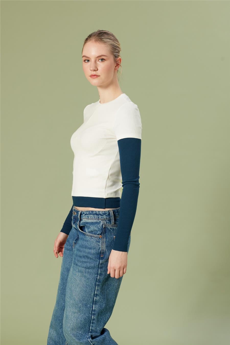 Nisan KONTRAST BİSİKLET YAKA T-SHIRT EKRU N26-2256