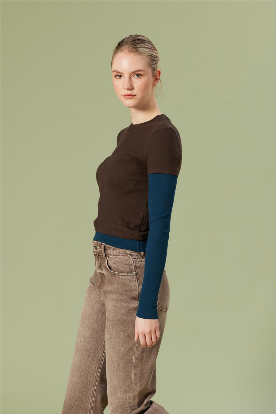 Nisan KONTRAST BİSİKLET YAKA T-SHIRT KAHVE N26-2256