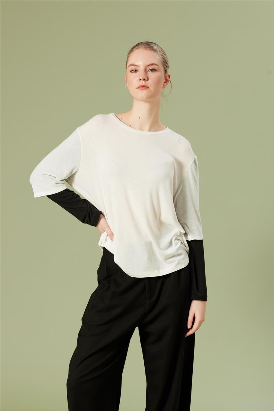 Nisan KONTRAST DETAYLI BİSİKLET YAKA T-SHIRT EKRU N26-2268
