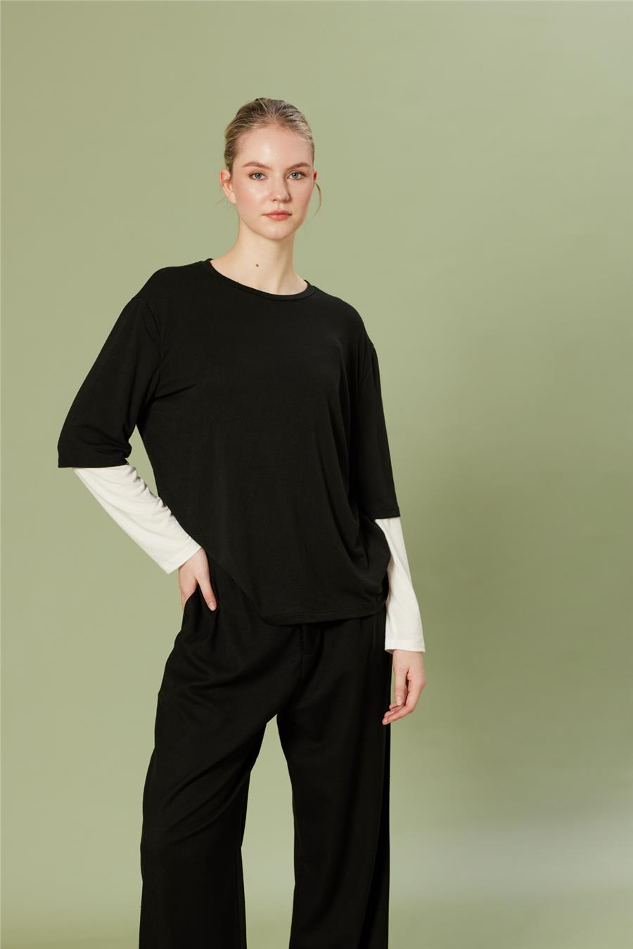 Nisan KONTRAST DETAYLI BİSİKLET YAKA T-SHIRT SİYAH N26-2268