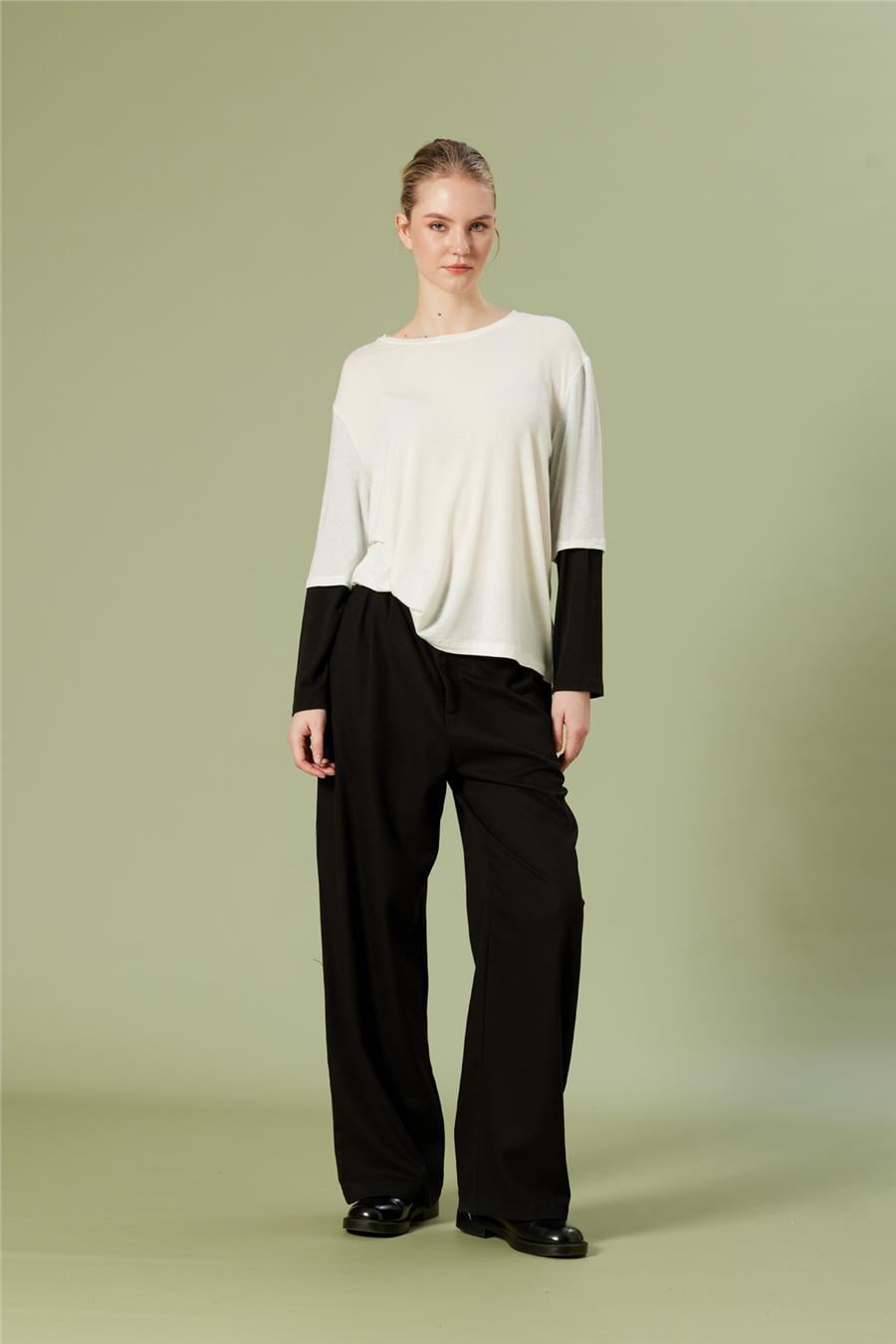 Nisan KONTRAST DETAYLI BİSİKLET YAKA T-SHIRT EKRU N26-2268