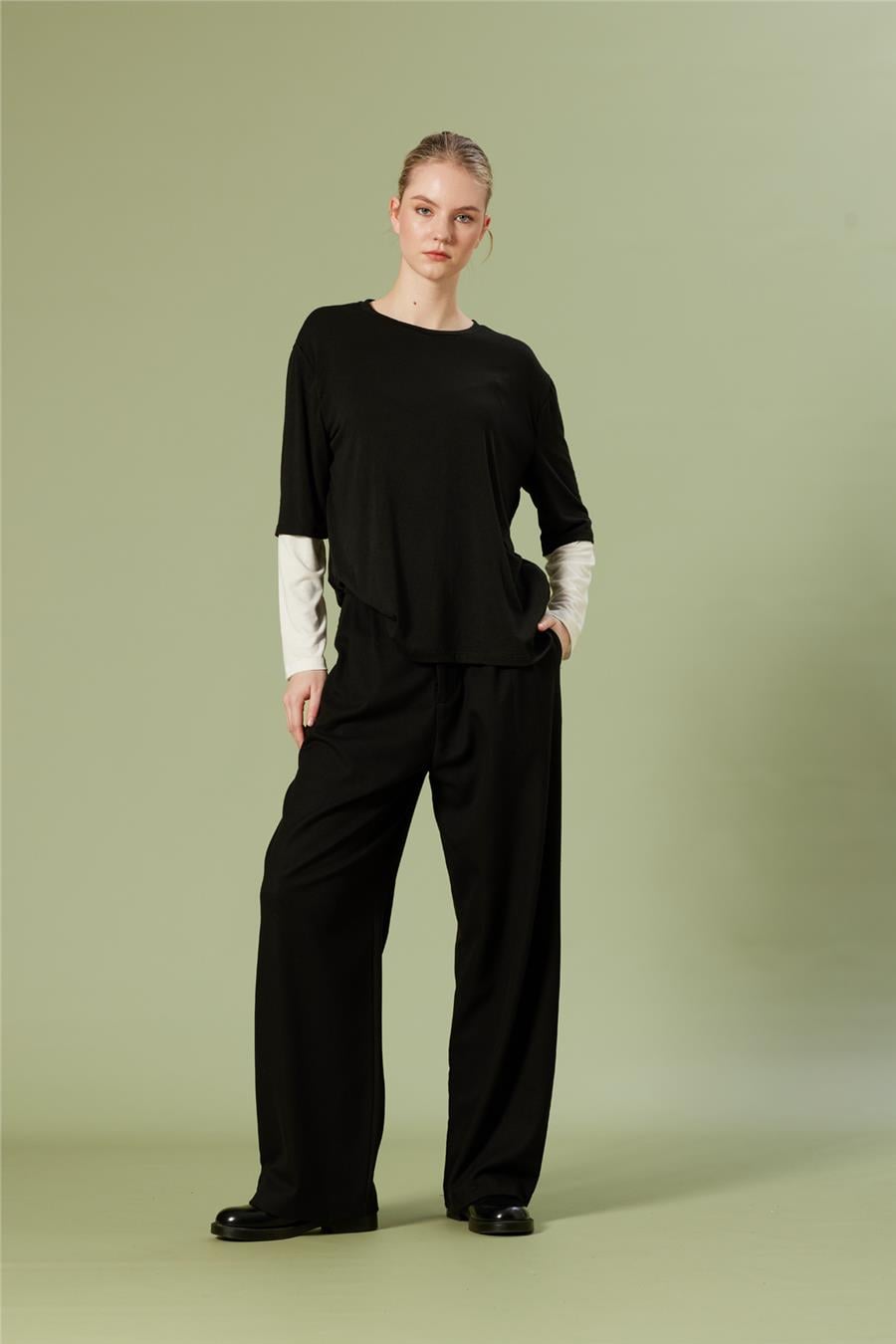 Nisan KONTRAST DETAYLI BİSİKLET YAKA T-SHIRT SİYAH N26-2268