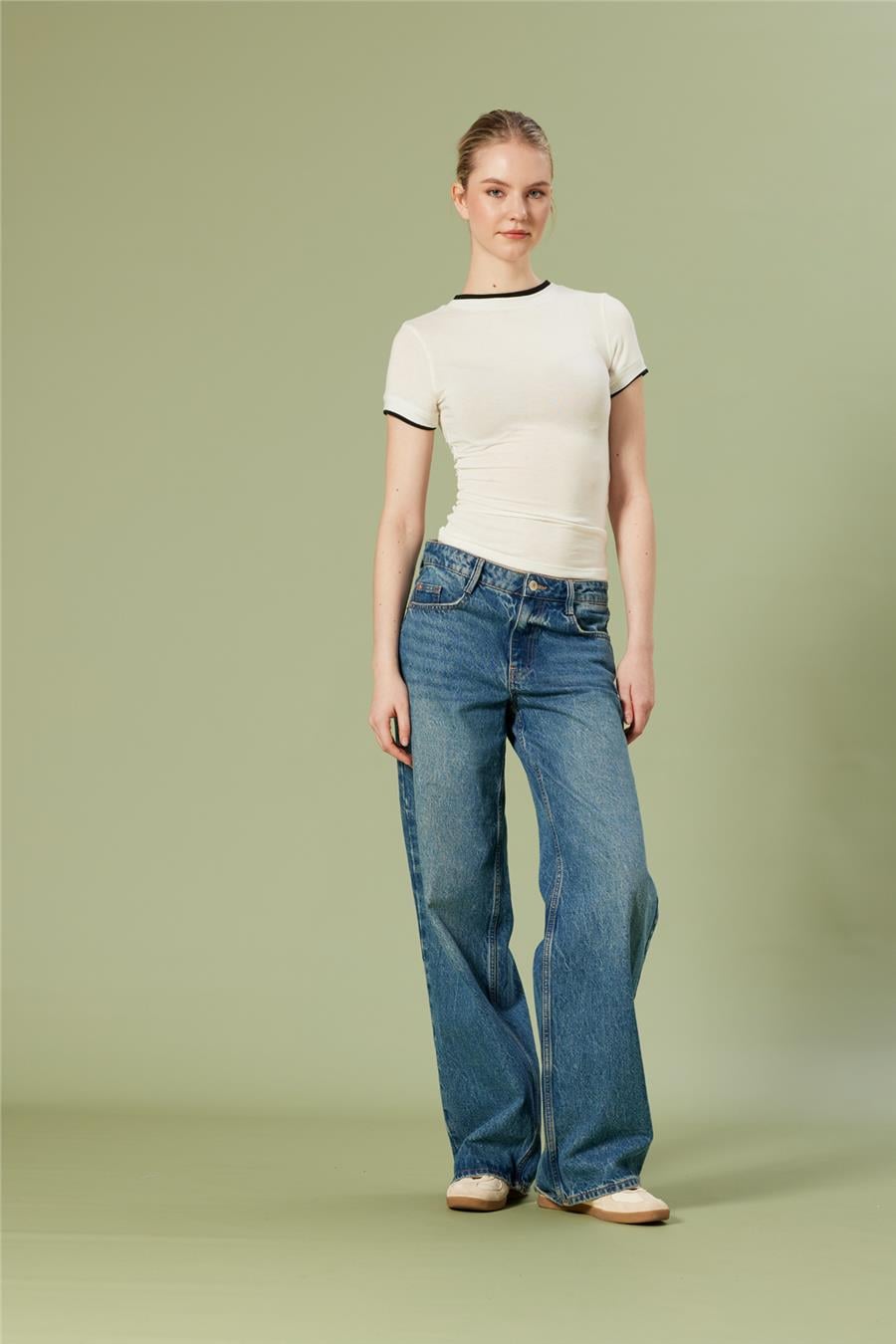 Nisan KONTRAST DETAYLI T-SHIRT EKRU N26-2265