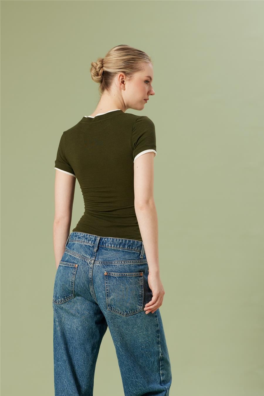 Nisan KONTRAST DETAYLI T-SHIRT HAKİ N26-2265