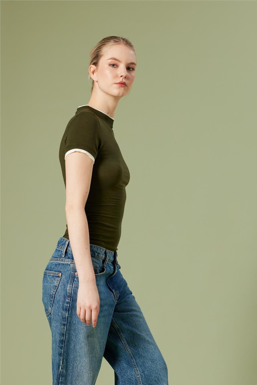 Nisan KONTRAST DETAYLI T-SHIRT HAKİ N26-2265