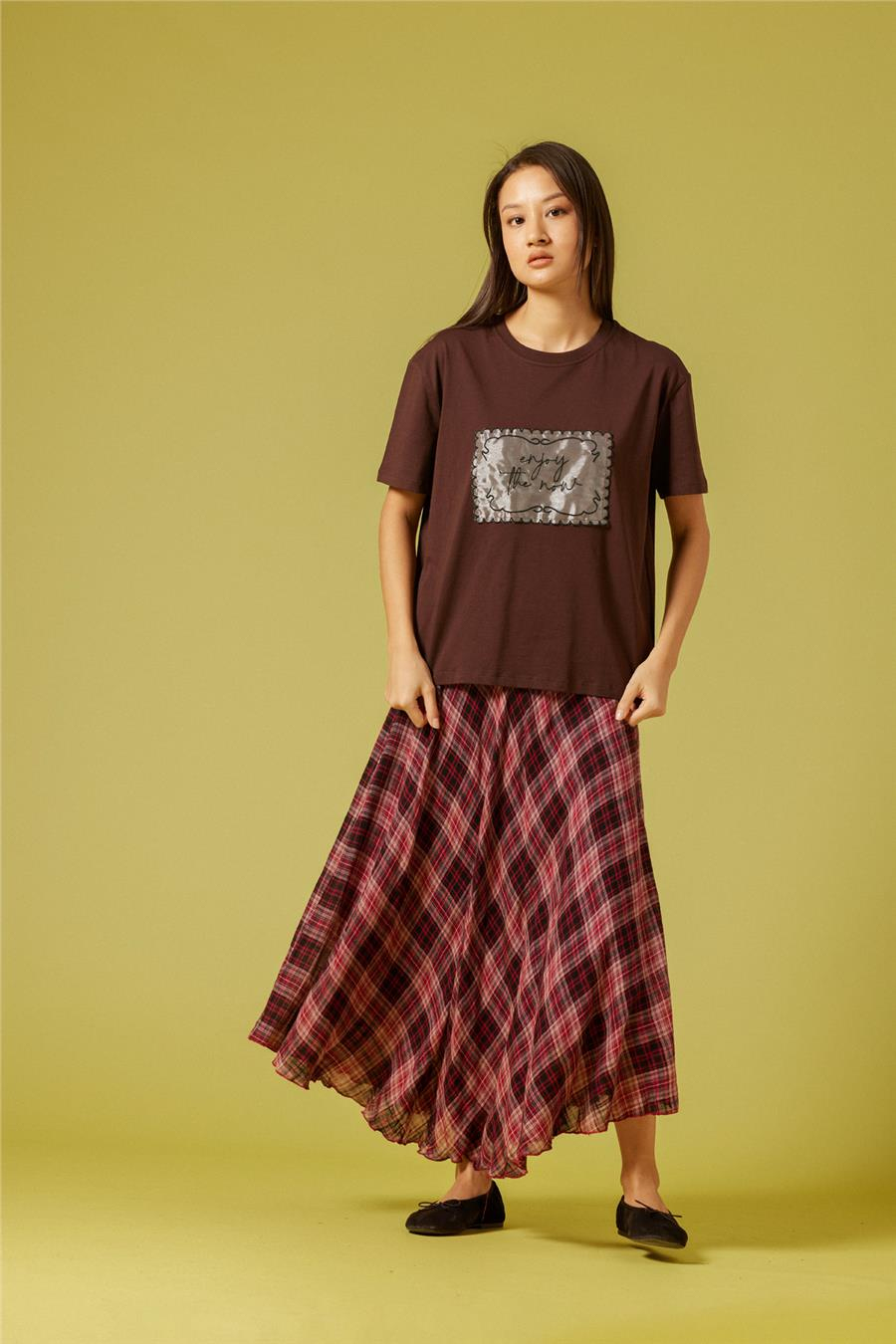 Nisan ORGANZE NAKIŞ DETAYLI T-SHIRT KAHVE N26-2254