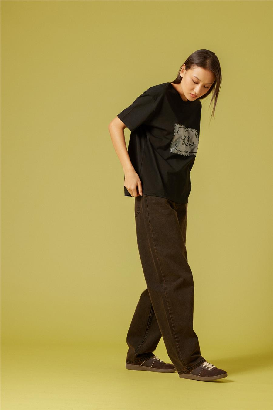 Nisan ORGANZE NAKIŞ DETAYLI T-SHIRT SİYAH N26-2254