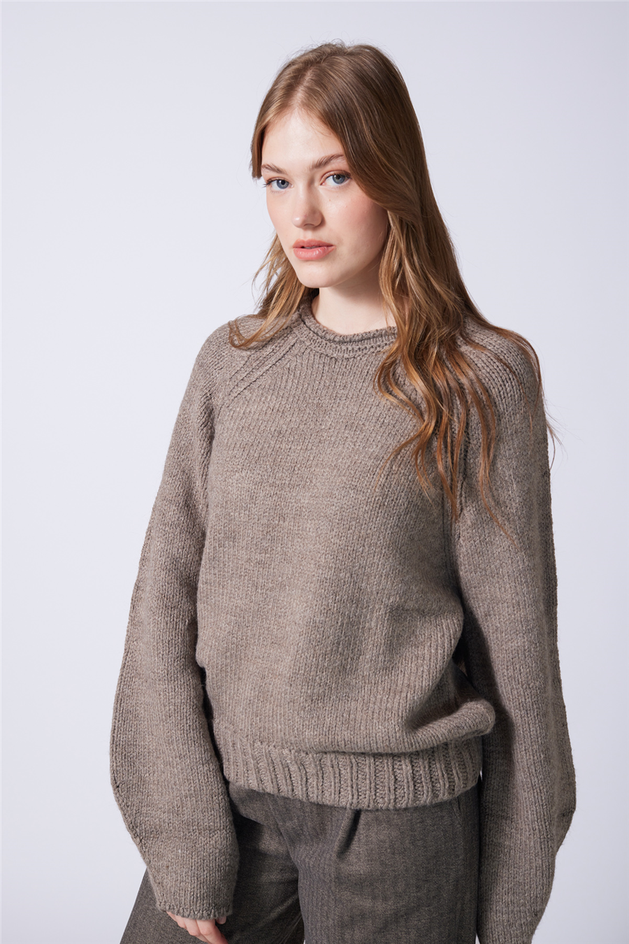 Nisan OVERSIZE BİSİKLET YAKA TRİKO KAZAK VİZON TT4729-Z