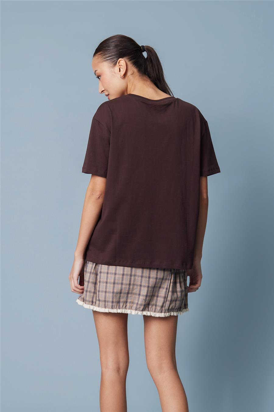 Nisan PÖTİKARE YAMA DETAYLI KISA KOLLU T-SHIRT KAHVE N26-2332