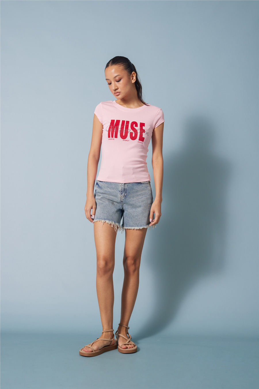 Nisan STRASS TAŞ BASKILI BİSİKLET YAKA T-SHIRT PEMBE N26-2418