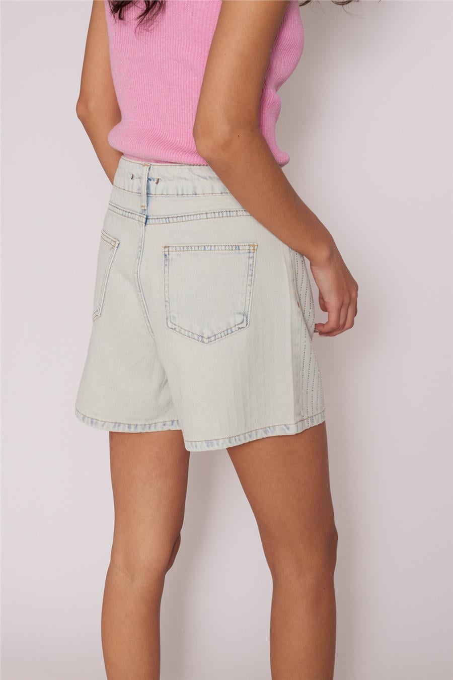 Nisan TAŞLI DENIM ŞORT AÇIK MAVİ N26-2394