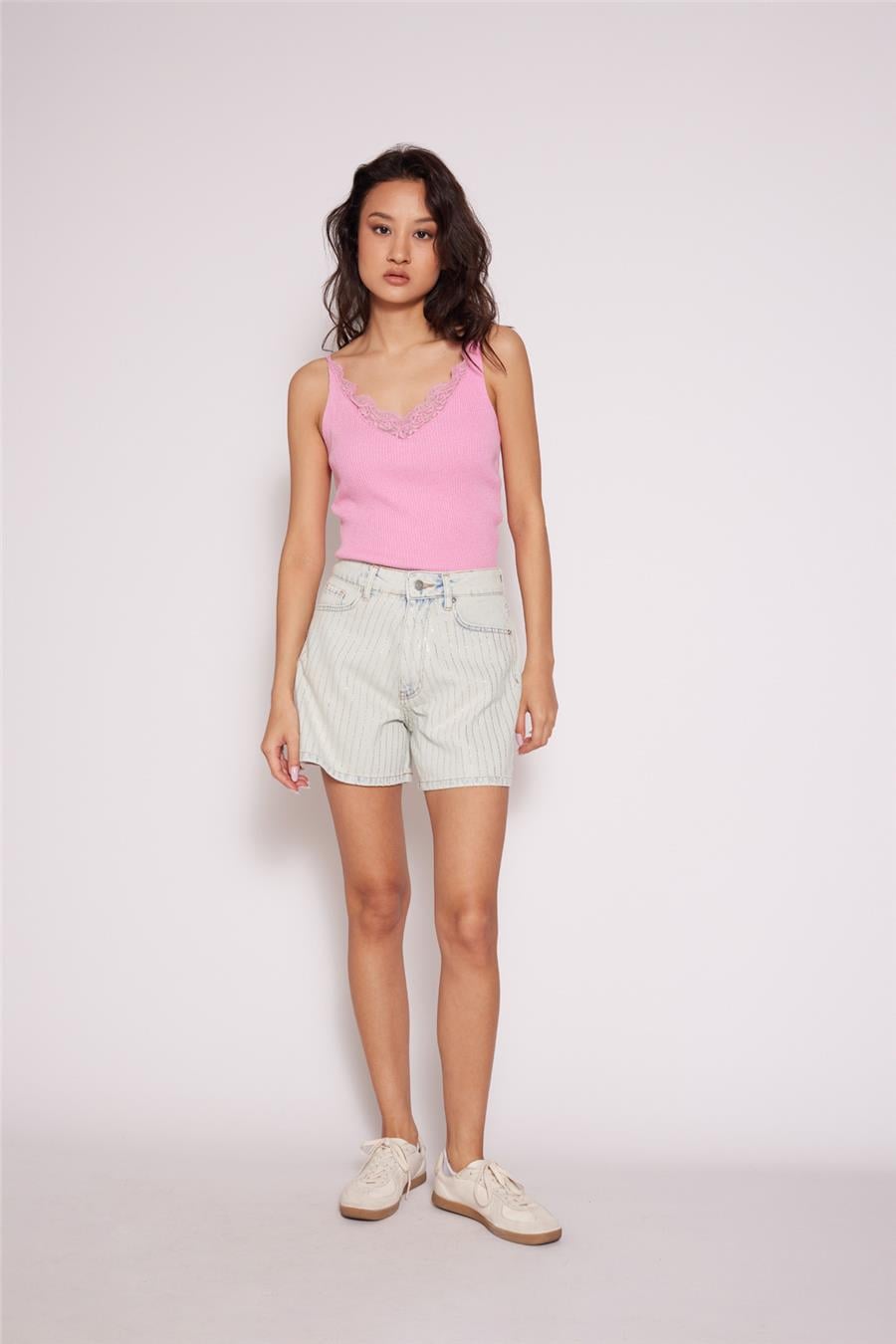Nisan TAŞLI DENIM ŞORT AÇIK MAVİ N26-2394